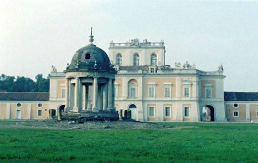 Bella e Perduta